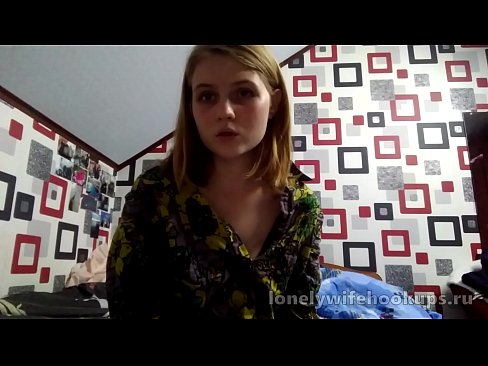 ❤️ Ung blond student från Ryssland gillar större kukar. ☑ Porno at us ﹏