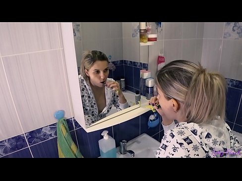 ❤️ Hack med ung i pyjamas slutar oral sperma i rumpan - letty black ☑ Porno at us ﹏